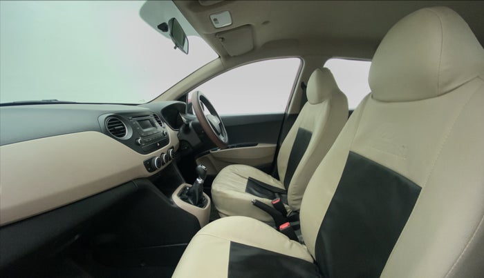 2015 Hyundai Grand i10 SPORTZ 1.2 KAPPA VTVT, Petrol, Manual, 26,466 km, Right Side Front Door Cabin