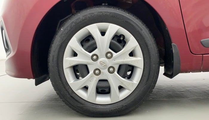 2015 Hyundai Grand i10 SPORTZ 1.2 KAPPA VTVT, Petrol, Manual, 26,466 km, Left Front Wheel