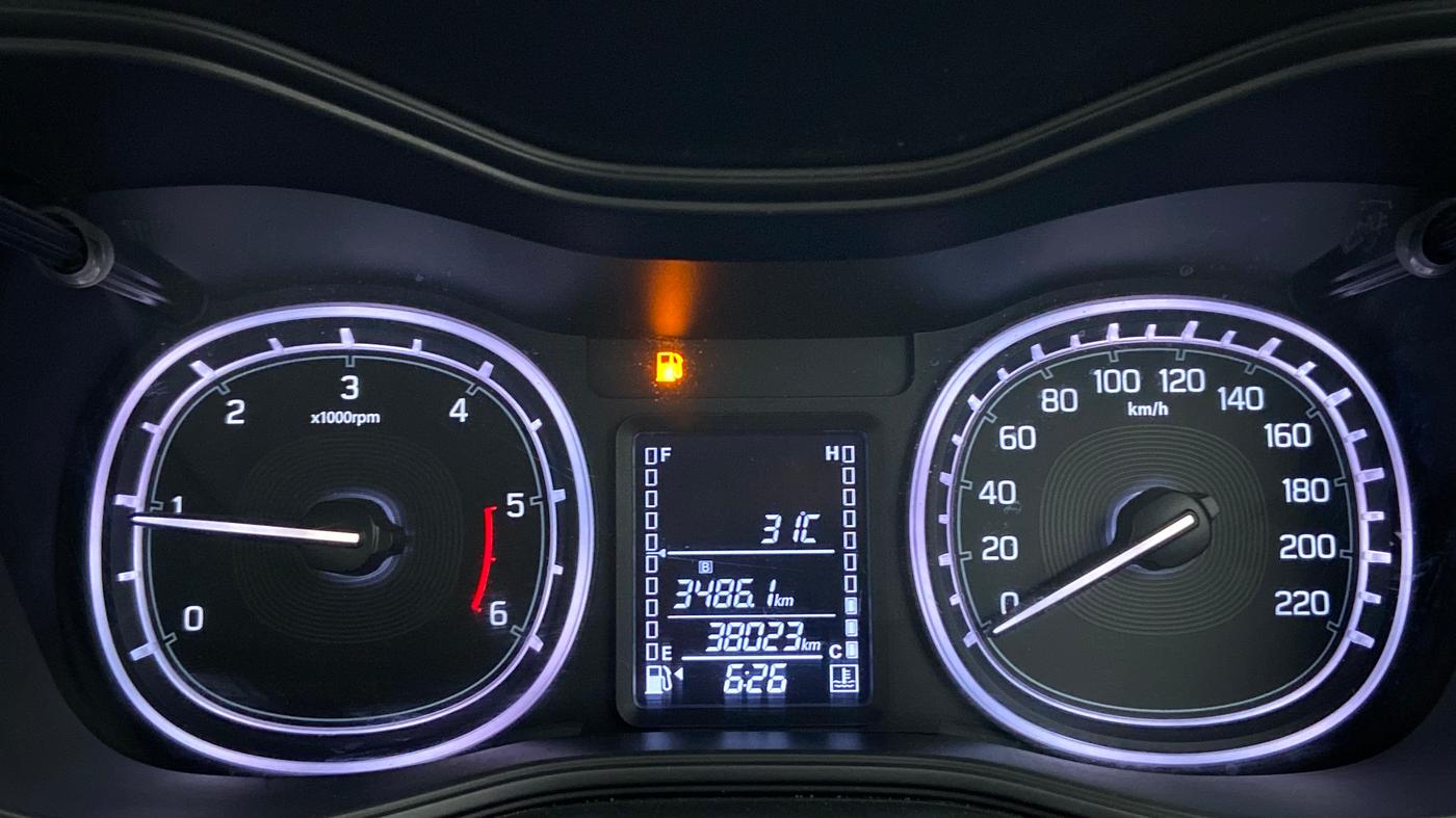 2017 Maruti Vitara Brezza ZDI PLUS DUAL TONE, Diesel, Manual, 38,251 km, Odometer Image