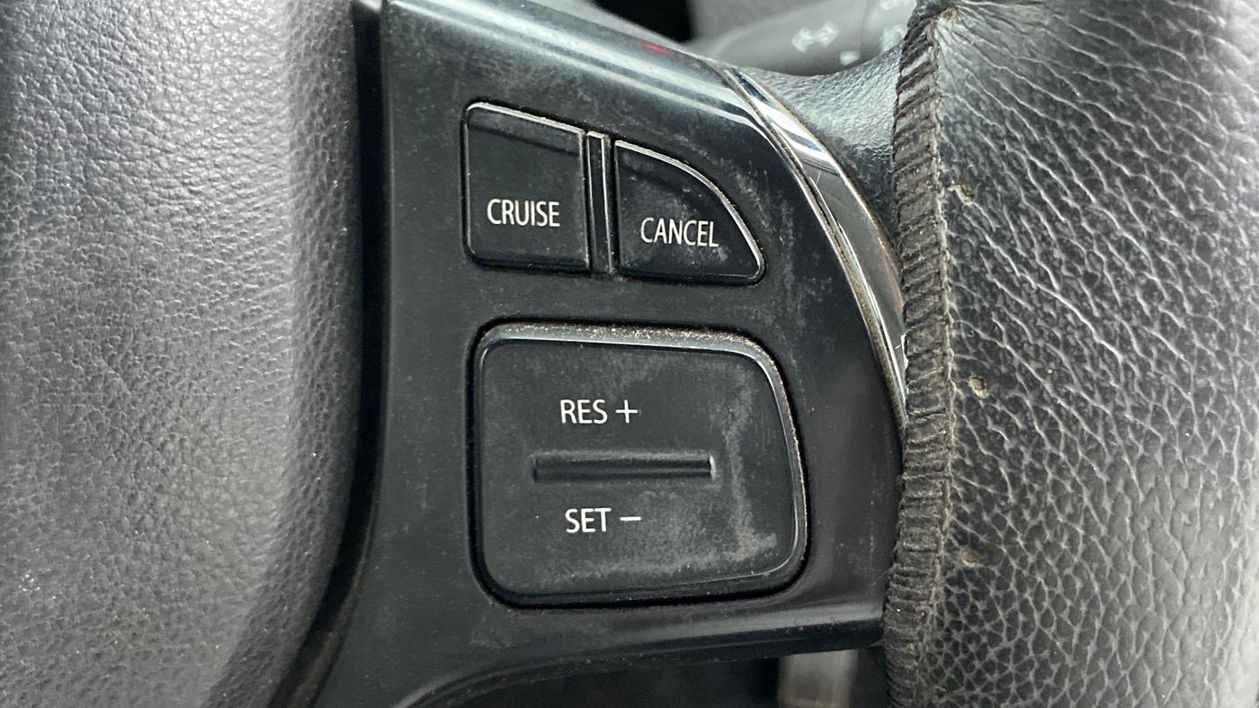 2017 Maruti Vitara Brezza ZDI PLUS DUAL TONE, Diesel, Manual, 38,251 km, Adaptive Cruise Control