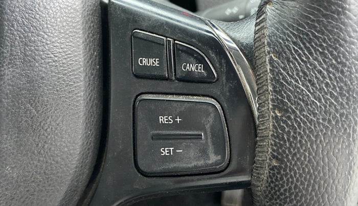 2017 Maruti Vitara Brezza ZDI PLUS DUAL TONE, Diesel, Manual, 38,251 km, Adaptive Cruise Control