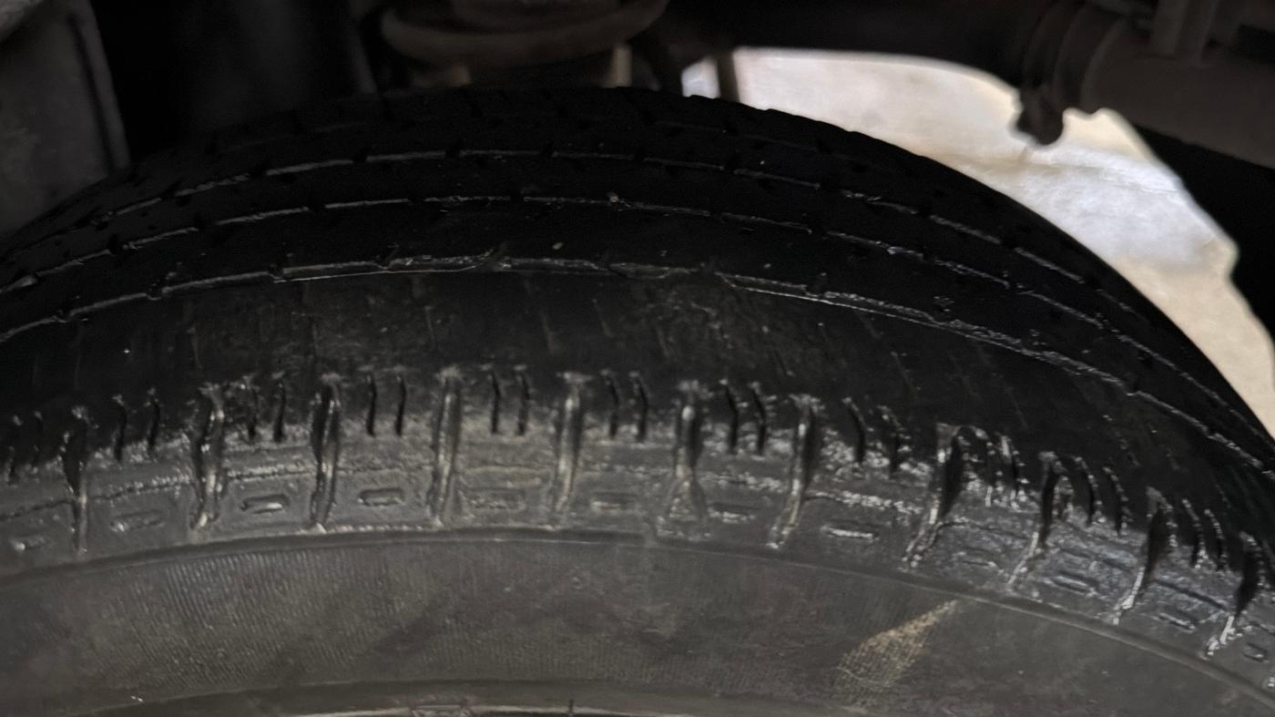 2017 Maruti Alto K10 VXI (O), Petrol, Manual, 76,143 km, Left Rear Tyre Tread