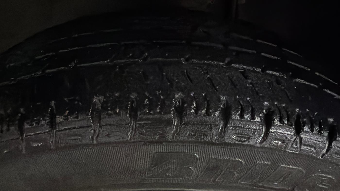 2017 Maruti Alto K10 VXI (O), Petrol, Manual, 76,143 km, Left Front Tyre Tread