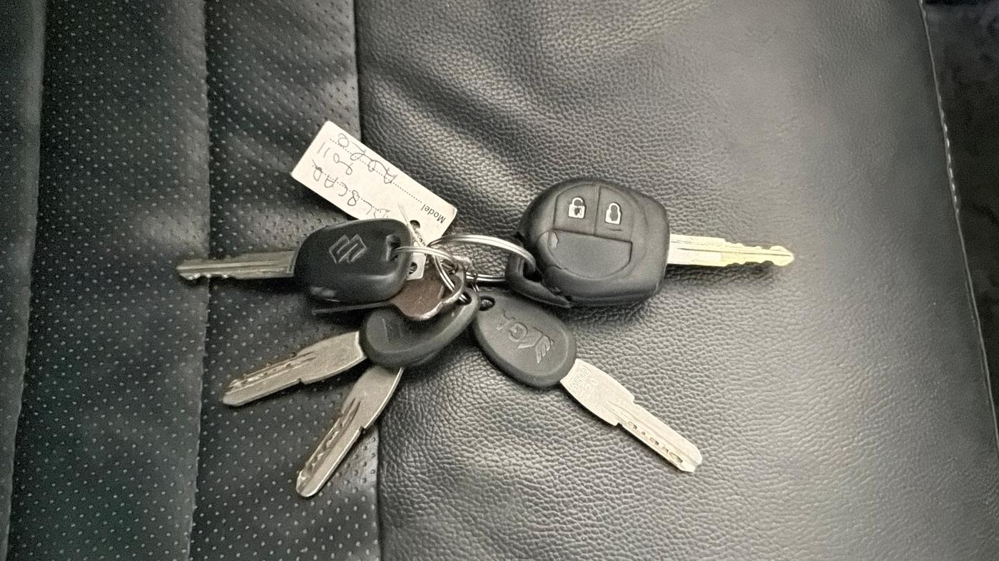 2017 Maruti Alto K10 VXI (O), Petrol, Manual, 76,143 km, Key Close Up