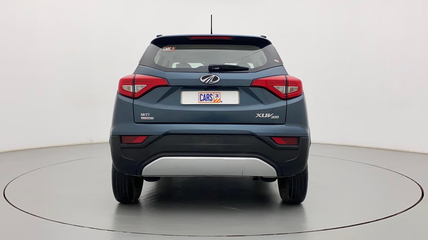 2022 Mahindra XUV300 W8 (O) 1.2 PETROL AMT, Petrol, Automatic, 13,198 km, Back/Rear