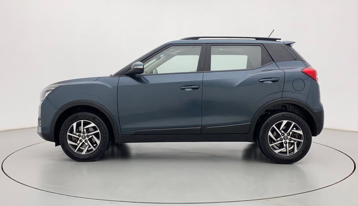 2022 Mahindra XUV300 W8 (O) 1.2 PETROL AMT, Petrol, Automatic, 13,198 km, Left Side