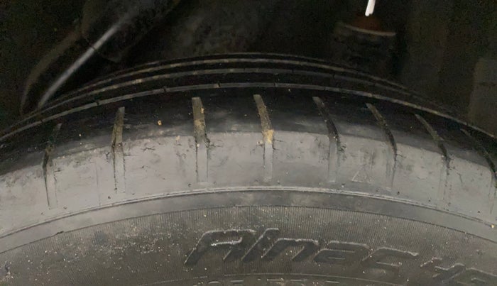 2019 Hyundai Verna 1.6 VTVT SX, Petrol, Manual, 85,368 km, Left Rear Tyre Tread