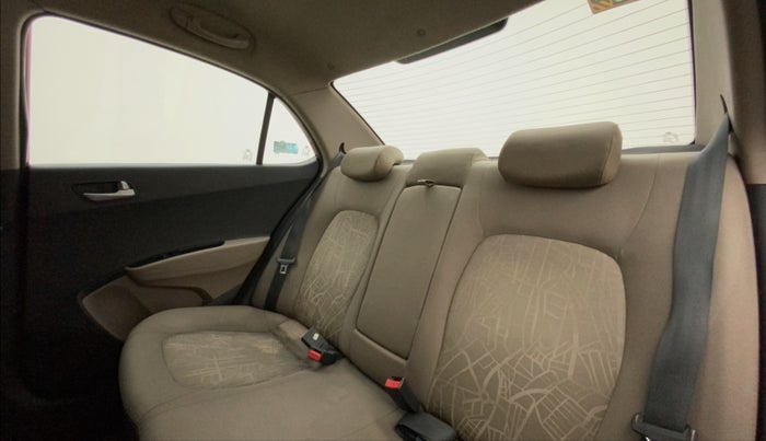 2014 Hyundai Xcent SX 1.1 CRDI (O), Diesel, Manual, 82,251 km, Right Side Rear Door Cabin