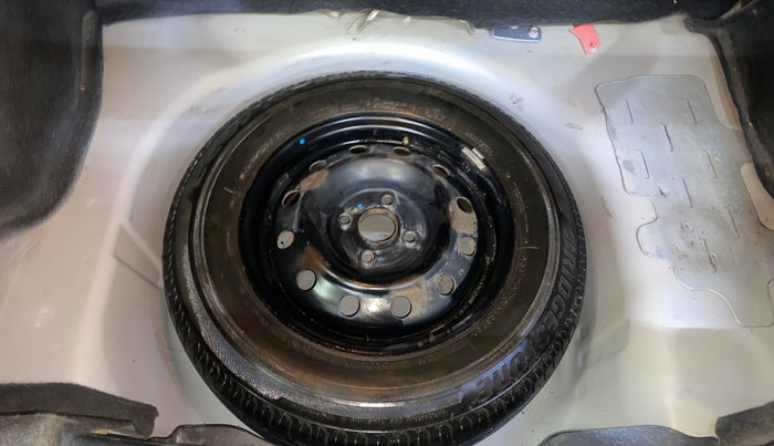 2014 Maruti Swift Dzire VXI, Petrol, Manual, 58,432 km, Spare Tyre