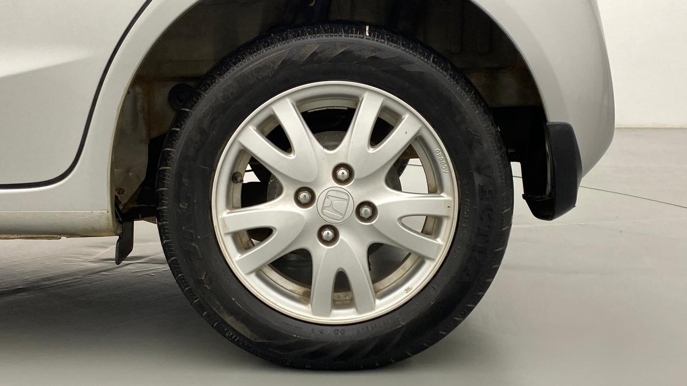 2015 Honda Brio 1.2 VX AT I VTEC, Petrol, Automatic, 28,168 km, Left Rear Wheel