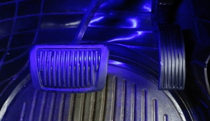 2017 Hyundai Grand i10 SPORTZ (O) AT 1.2 KAPPA VTVT, Petrol, Automatic, 84,942 km, Pedals