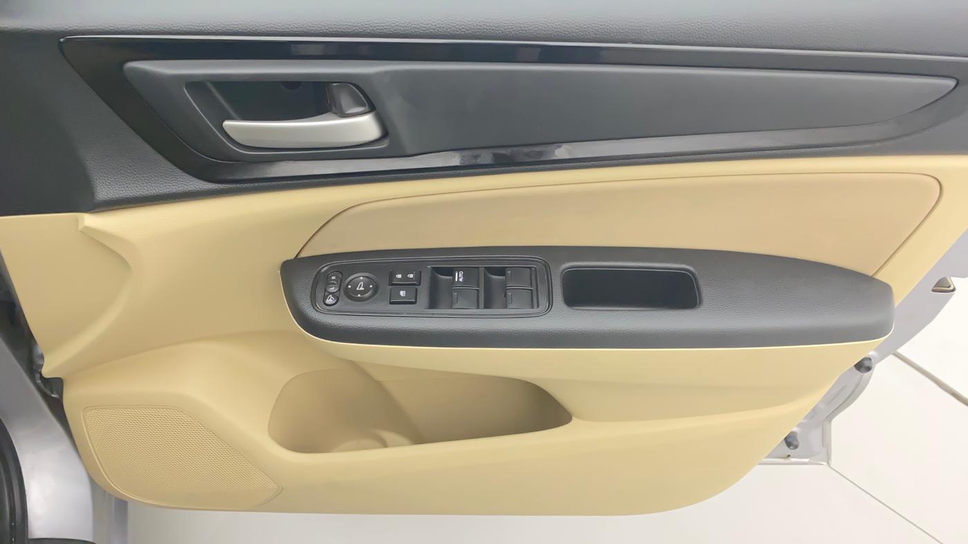2019 Honda Amaze 1.2L I-VTEC V, Petrol, Manual, 11,379 km, Driver Side Door Panels Control