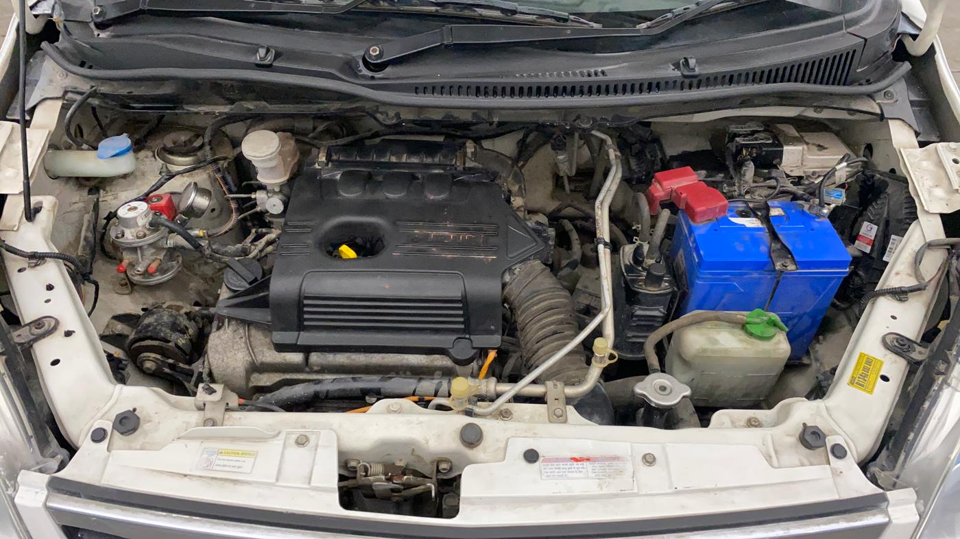 2018 Maruti Wagon R 1.0 VXI AMT, CNG, Automatic, 29,362 km, Engine View