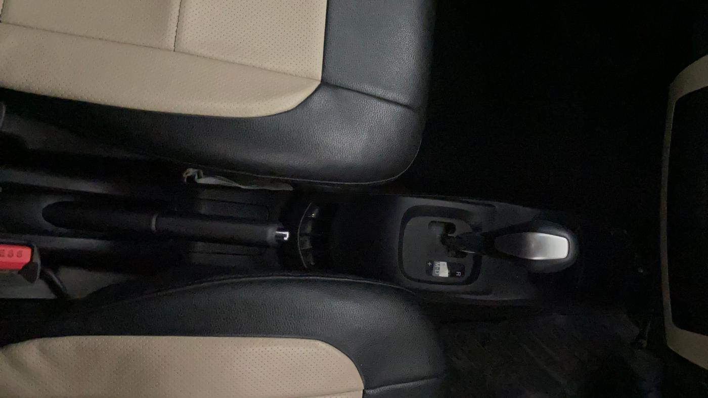 2018 Maruti Wagon R 1.0 VXI AMT, CNG, Automatic, 29,362 km, Gear Lever