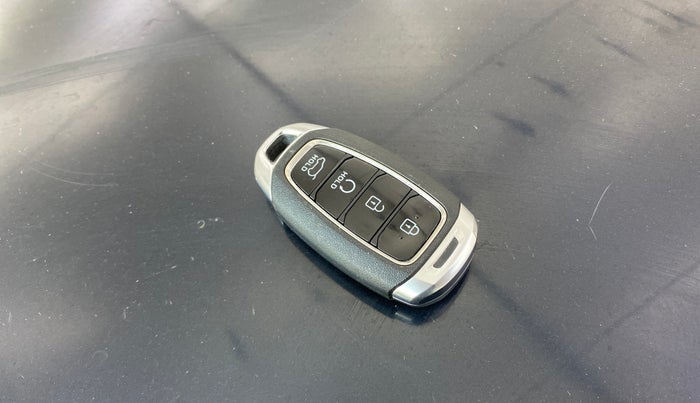 2024 Hyundai NEW I20 N LINE N8 1.0 TURBO DCT, Petrol, Automatic, 16,539 km, Key Close Up