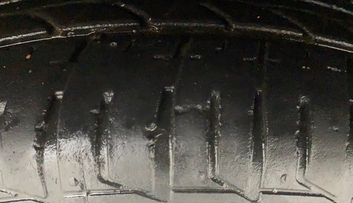 2022 Tata Tiago XTA PETROL, Petrol, Automatic, 43,765 km, Left Front Tyre Tread