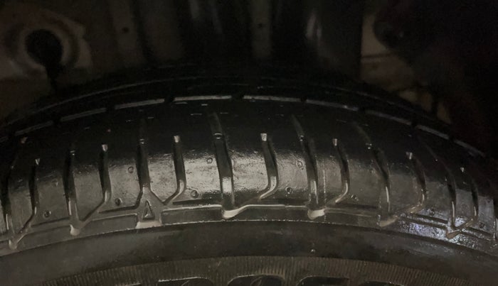 2015 Hyundai Elite i20 ASTA 1.2, Petrol, Manual, 54,223 km, Left Rear Tyre Tread