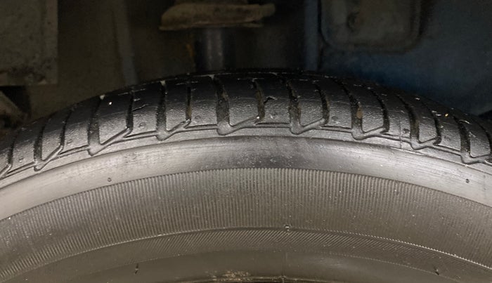 2019 Tata Tiago XZ PLUS DUAL TONE PETROL, Petrol, Manual, 1,11,349 km, Right Rear Tyre Tread