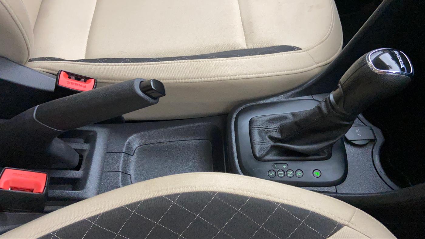 2020 Skoda Rapid ACTIVE 1.0 TSI AT, Petrol, Automatic, 11,881 km, Gear Lever