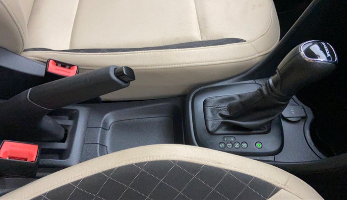 2020 Skoda Rapid ACTIVE 1.0 TSI AT, Petrol, Automatic, 11,881 km, Gear Lever