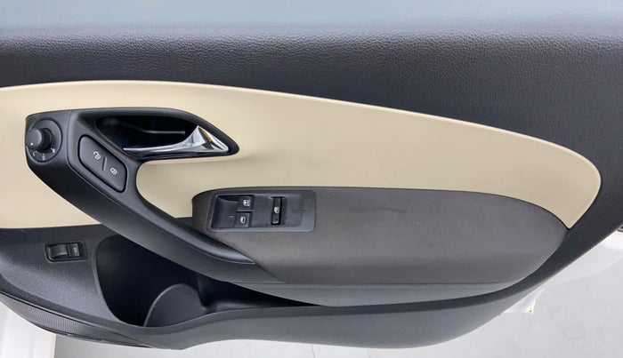 2020 Skoda Rapid ACTIVE 1.0 TSI AT, Petrol, Automatic, 11,881 km, Driver Side Door Panels Control