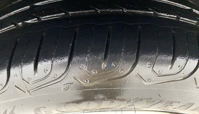 2019 Tata Tiago XZA PETROL, Petrol, Automatic, 35,681 km, Right Front Tyre Tread