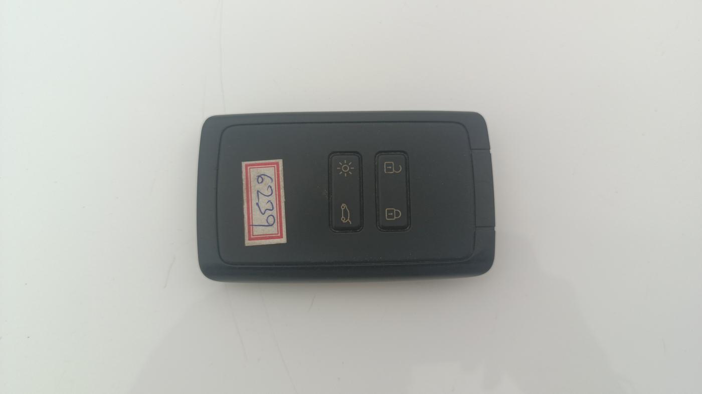 2021 Renault TRIBER RXZ, Petrol, Manual, 61,982 km, Key Close Up