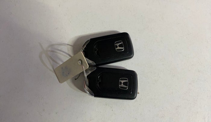 2017 Honda City 1.5L I-VTEC V MT, Petrol, Manual, 88,941 km, Key Close Up