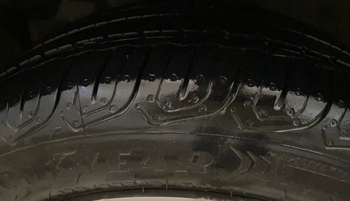 2017 Honda City 1.5L I-VTEC V MT, Petrol, Manual, 88,941 km, Left Front Tyre Tread