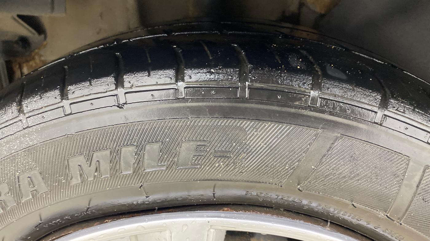 2018 Tata TIAGO NRG PETROL, CNG, Manual, 89,100 km, Right Rear Tyre Tread