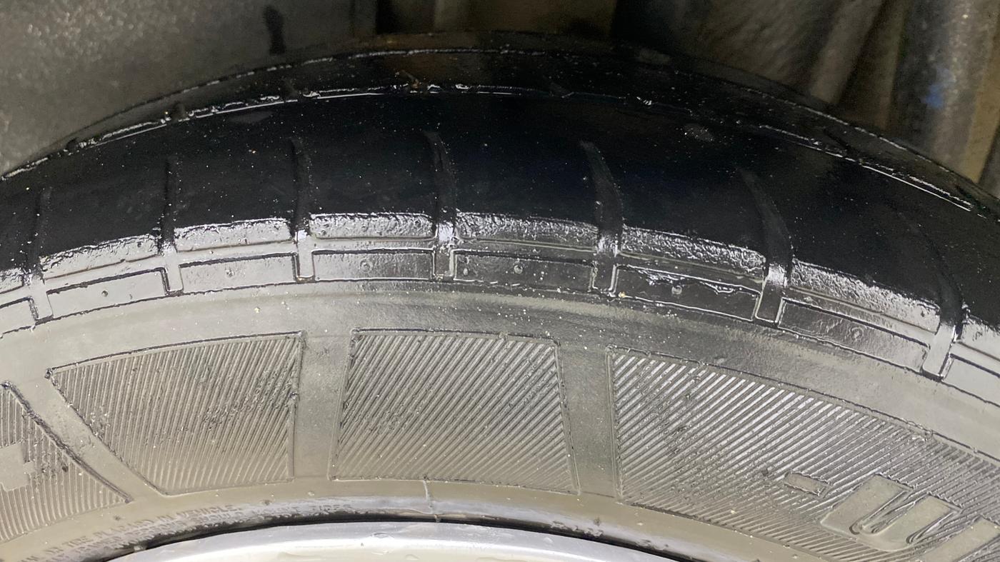 2018 Tata TIAGO NRG PETROL, CNG, Manual, 89,100 km, Left Rear Tyre Tread