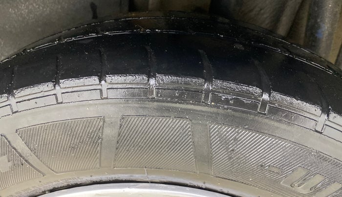 2018 Tata TIAGO NRG PETROL, CNG, Manual, 88,842 km, Left Rear Tyre Tread