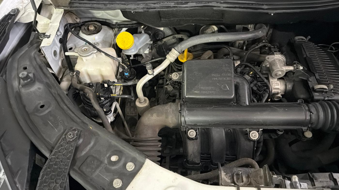2022 Nissan MAGNITE XE, Petrol, Manual, 54,812 km, Engine View - Right
