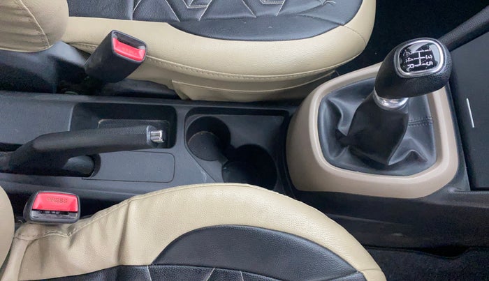 2015 Hyundai Xcent S 1.2, Petrol, Manual, 59,718 km, Gear Lever