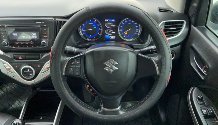 2015 Maruti Baleno ZETA 1.2 K12, Petrol, Manual, 31,321 km, Steering Wheel Close Up