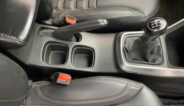 2021 Maruti S Cross ZETA 1.5, Petrol, Manual, 45,187 km, Gear Lever