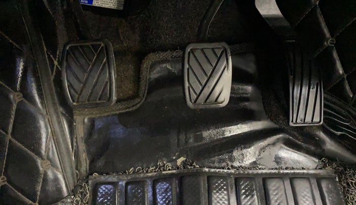 2021 Maruti S Cross ZETA 1.5, Petrol, Manual, 45,187 km, Pedals