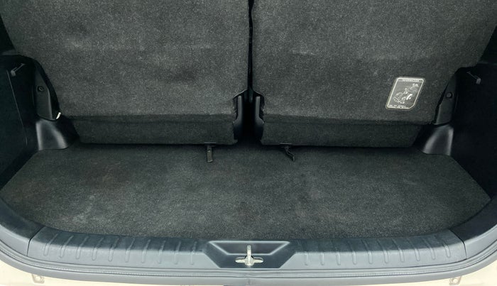 2016 Toyota Fortuner 3.0 MT 4X4, Diesel, Manual, 47,185 km, Boot Inside