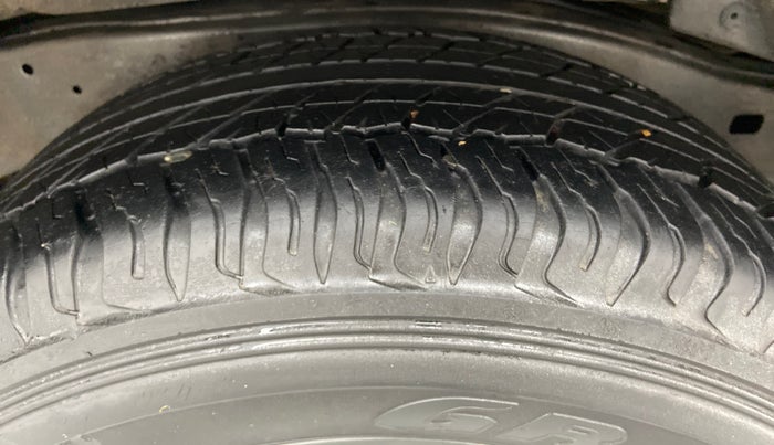 2016 Toyota Fortuner 3.0 MT 4X4, Diesel, Manual, 47,185 km, Left Rear Tyre Tread