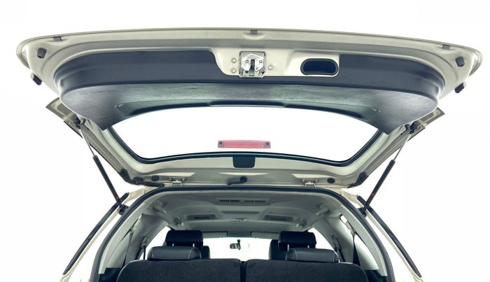 2016 Toyota Fortuner 3.0 MT 4X4, Diesel, Manual, 47,185 km, Boot Door Open