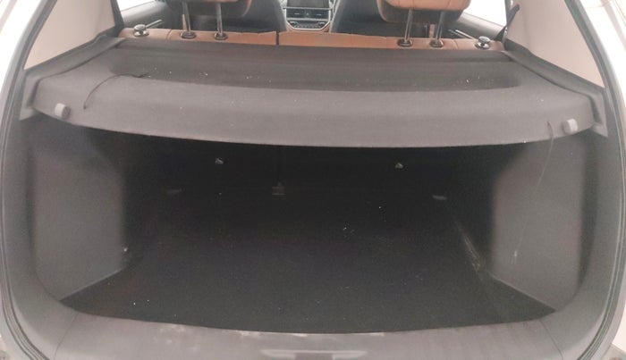 2023 Honda ELEVATE ZX CVT, Petrol, Automatic, 31,337 km, Boot Inside