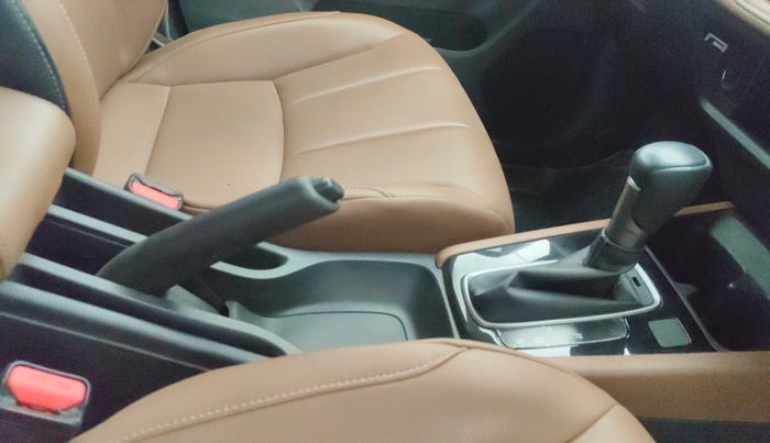 2023 Honda ELEVATE ZX CVT, Petrol, Automatic, 31,337 km, Gear Lever