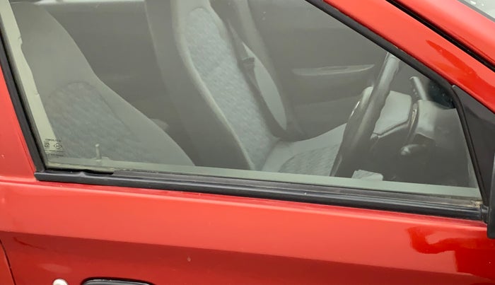 2013 Maruti Alto 800 LX, Petrol, Manual, 57,070 km, Driver-side door - Weather strip has minor damage