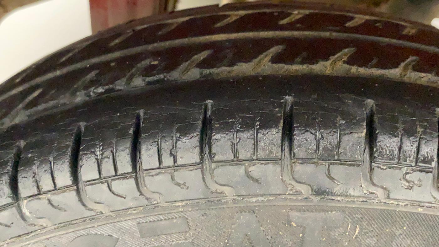 2013 Maruti Alto 800 LX, Petrol, Manual, 57,070 km, Right Rear Tyre Tread