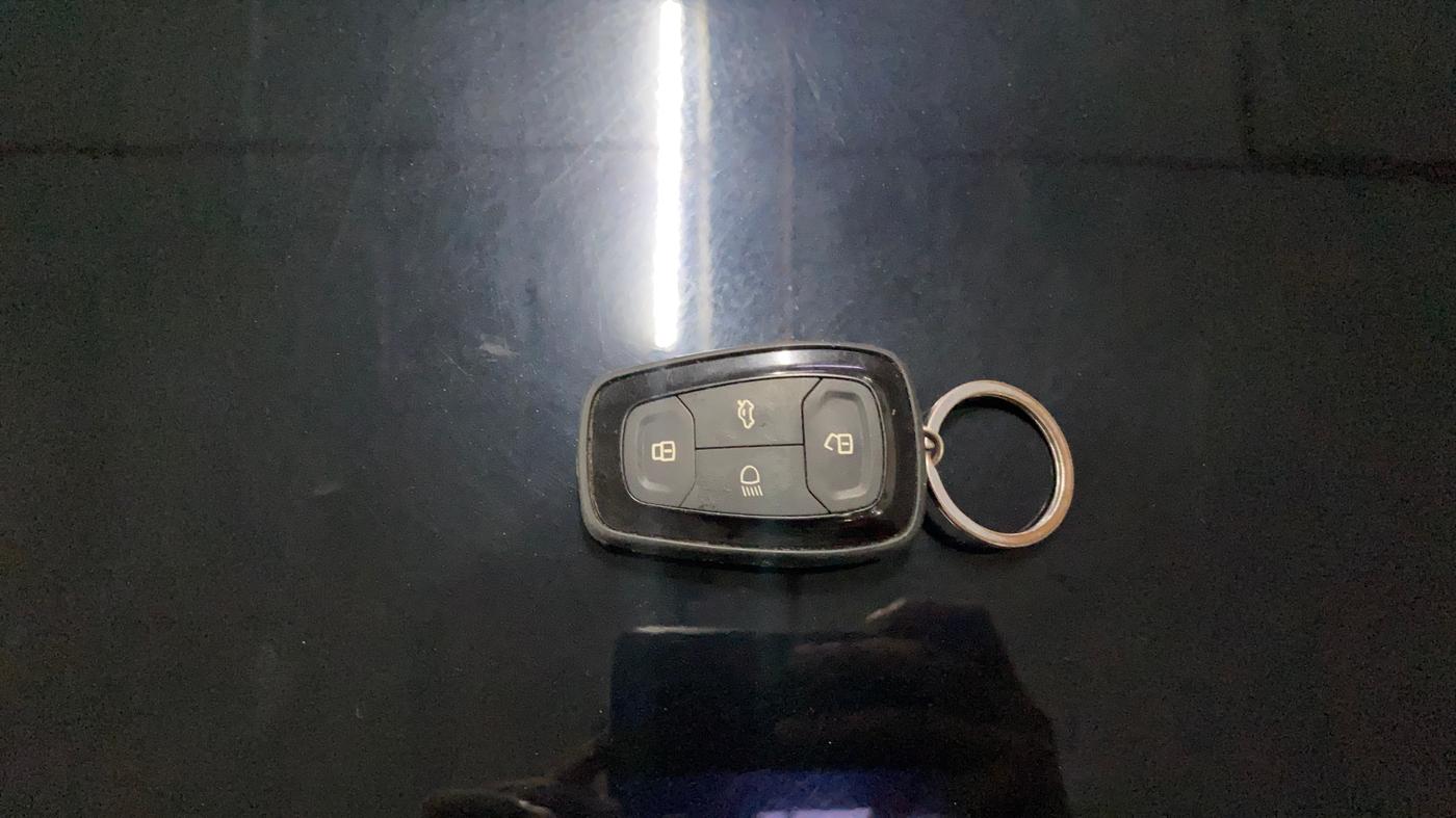 2022 Tata ALTROZ XZ PLUS PETROL DARK EDITION, Petrol, Manual, 40,087 km, Key Close Up