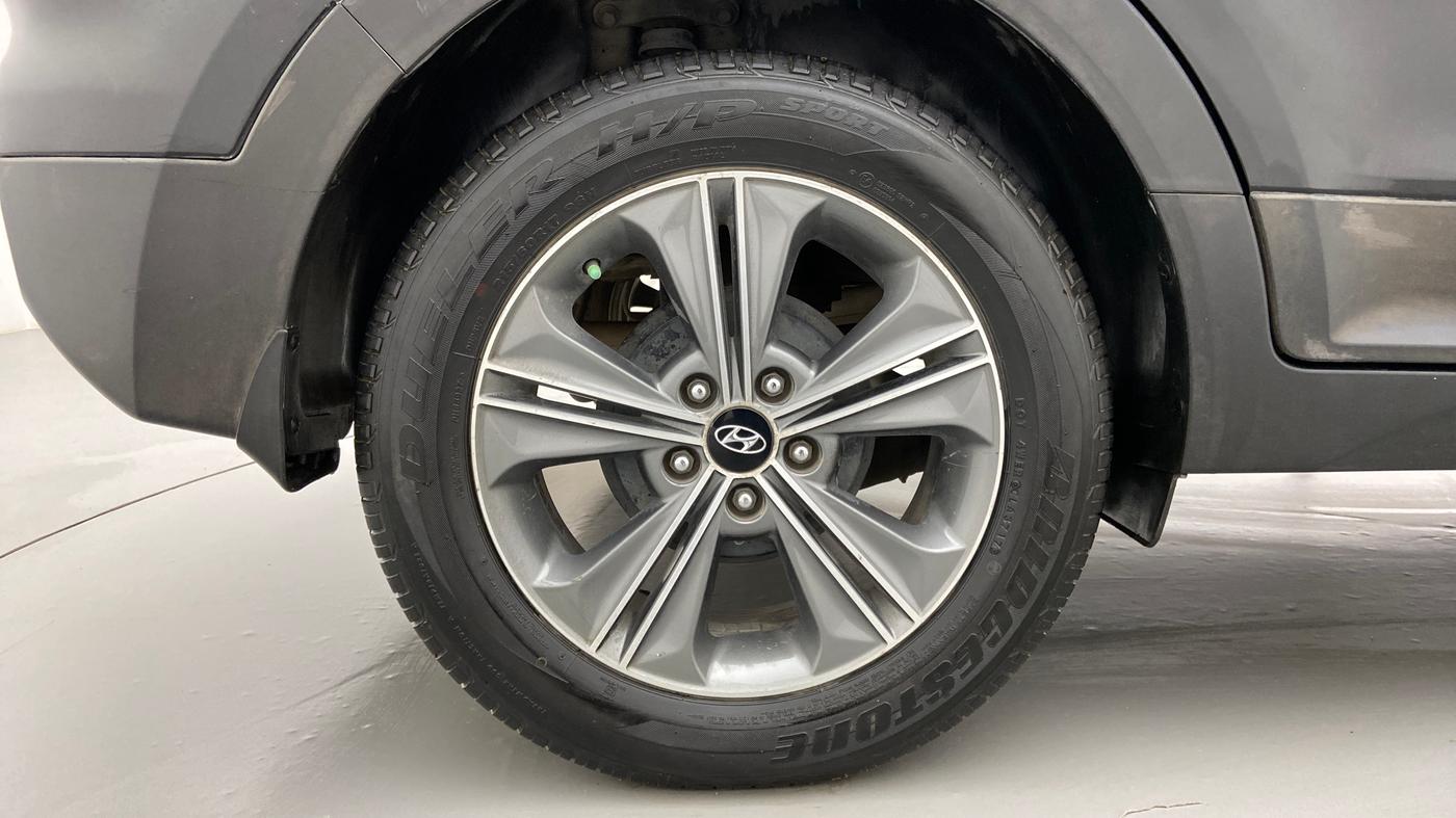 2017 Hyundai Creta SX (O) 1.6 DIESEL, Diesel, Manual, 1,22,535 km, Right Rear Wheel