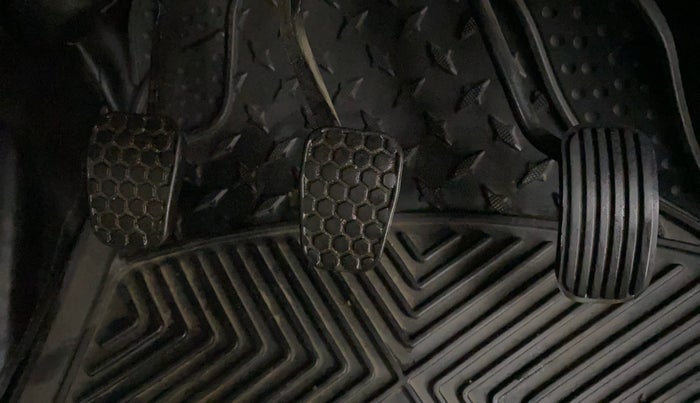 2023 Tata Tiago XE PETROL, Petrol, Manual, 11,219 km, Pedals