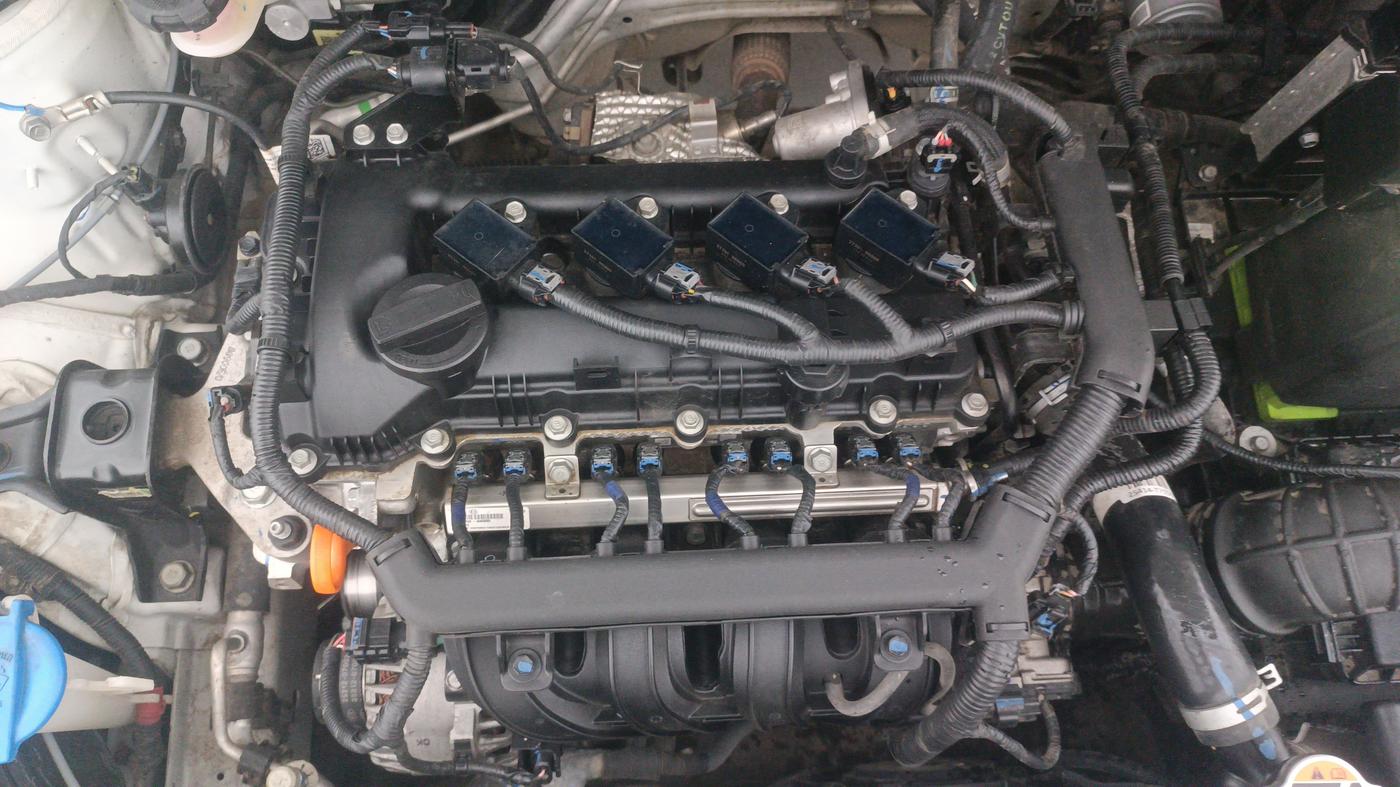 2022 Hyundai NEW I20 ASTA (O) 1.2 AT, Petrol, Automatic, 8,598 km, Engine View