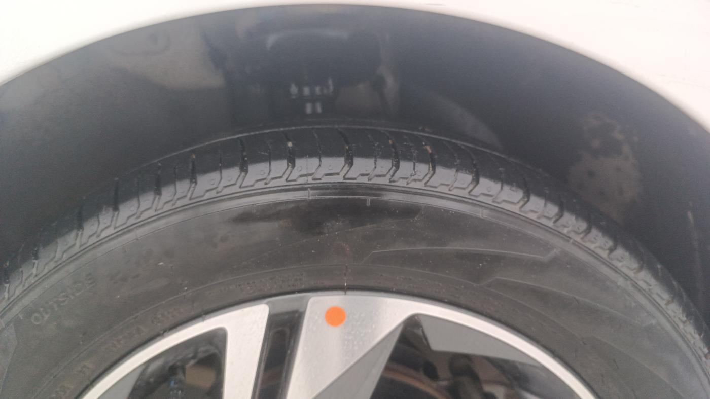 2022 Hyundai NEW I20 ASTA (O) 1.2 AT, Petrol, Automatic, 8,598 km, Right Front Tyre Tread