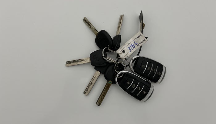 2017 Hyundai Verna 1.4 VTVT, Petrol, Manual, 53,984 km, Key Close Up